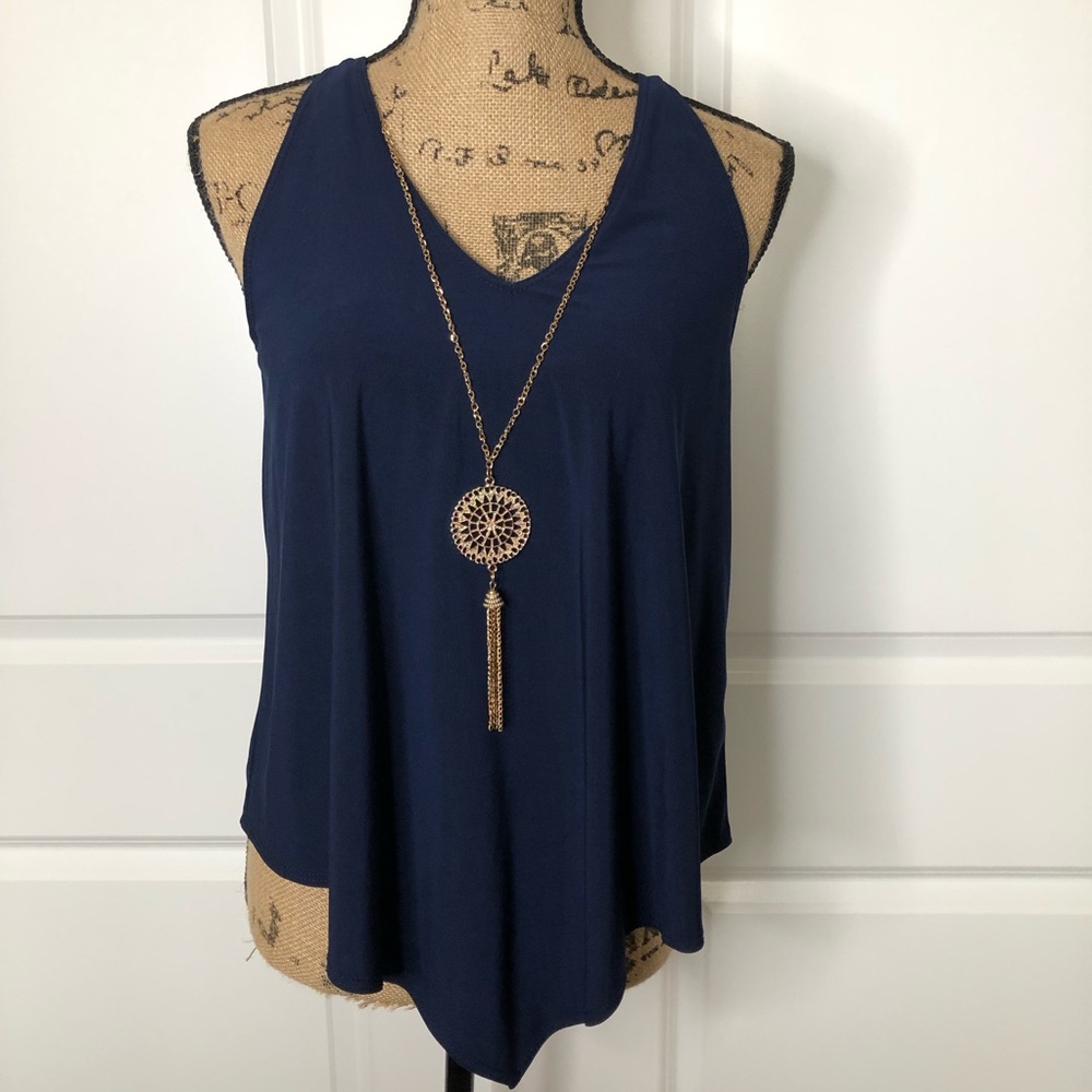 NWT First Love Tank Top w/ a Detachable Necklace.